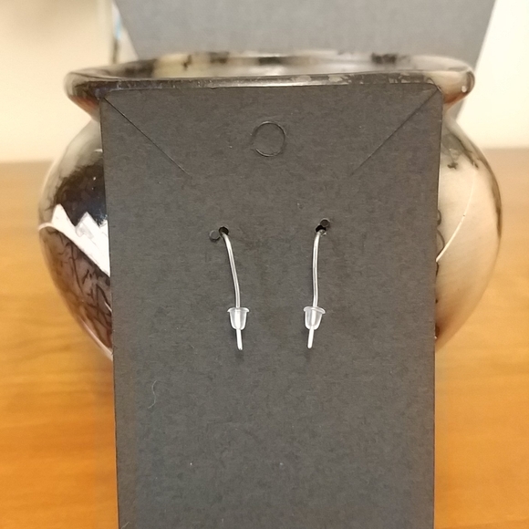 2/$20 Sterling Silver Black Onyx earrings - Picture 5 of 5